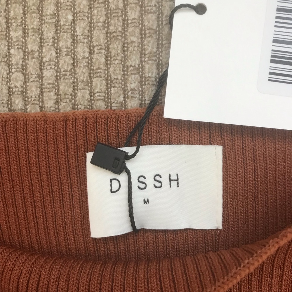 DISSH Rust Long Sleeve Top - Picture 2 of 3